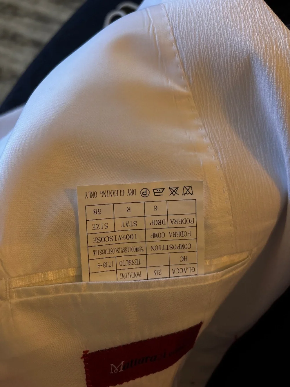 New mens size 48 Regular Mattarazi Uomo sport coat all white